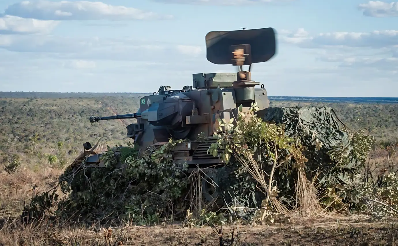 Exército testa defesa antiaérea: SABER M200 detecta drones a 8 km